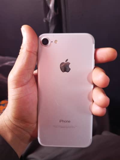 Apple iPhone 7