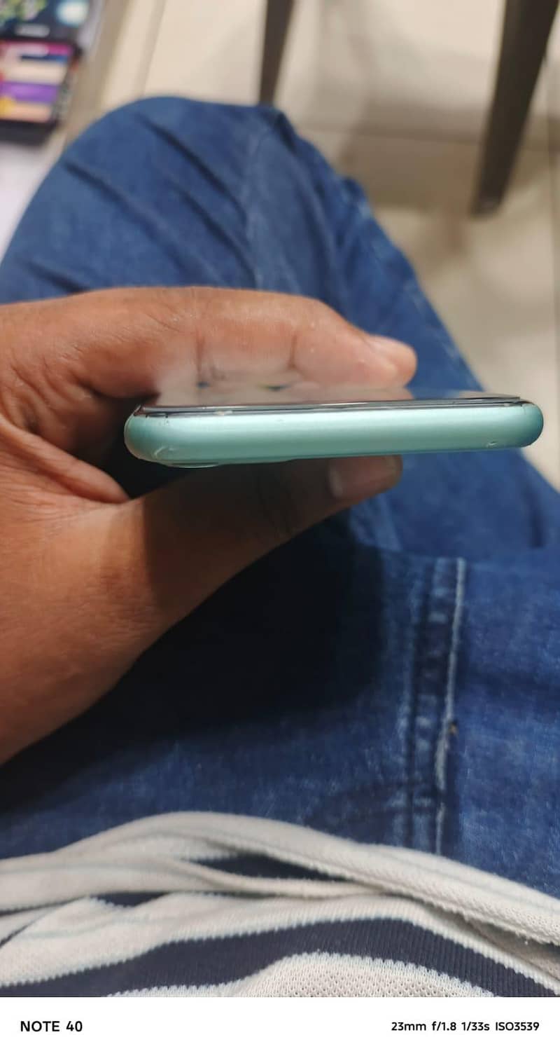 Apple iPhone 11 2