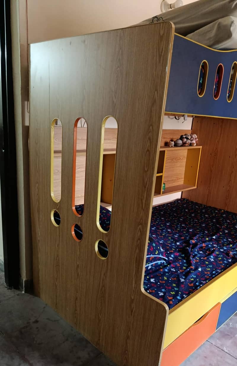 Bunker bed 1