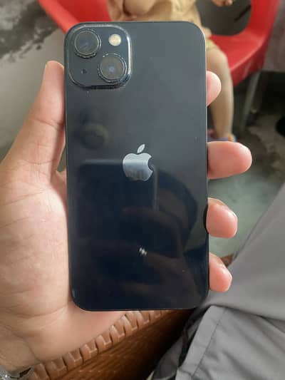 Apple iPhone 13