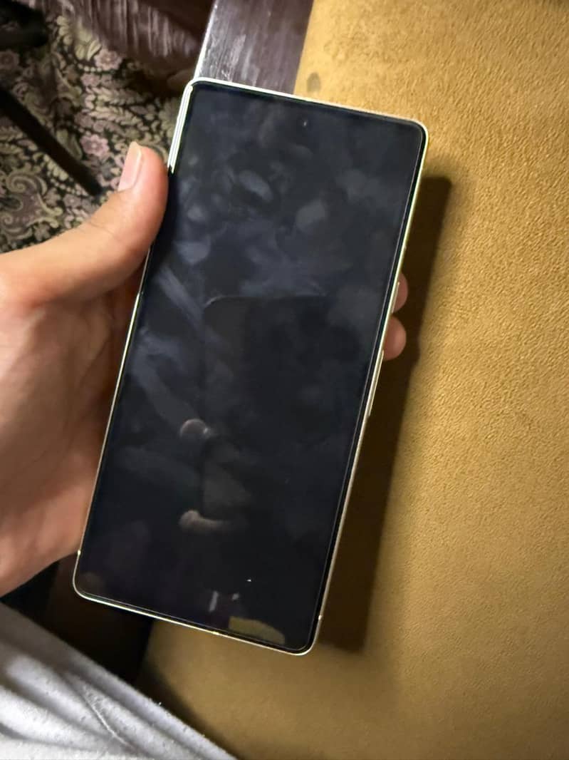 Google Pixel 7 3