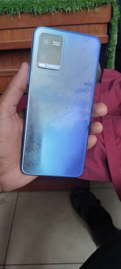 Vivo Y21