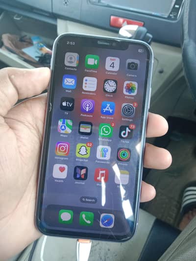 Apple iPhone 11