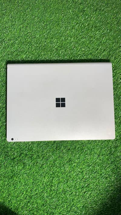 Microsoft Surface Book 2 | 10 units