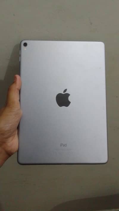 I pad 9.7 for sale