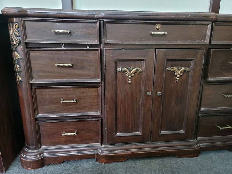 Dressing Table 1