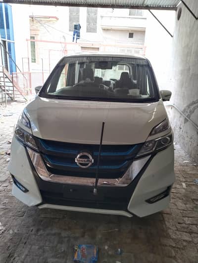 Nissan Serena 2018/22