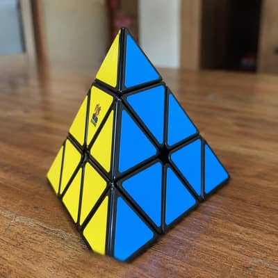 pyramid puzzle magnetic cube