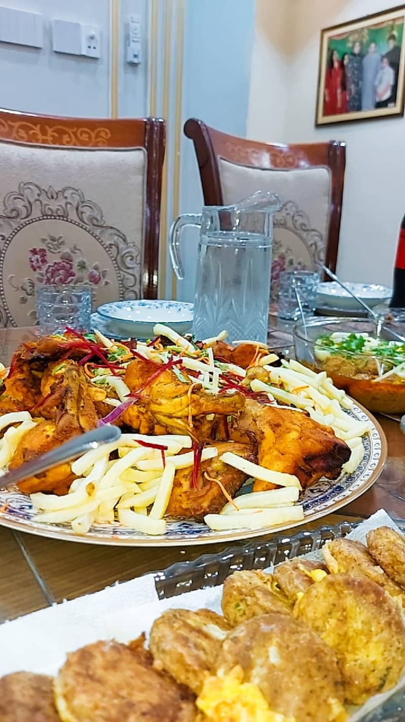 ہوم سروس بھی اویلیبل ہے 3