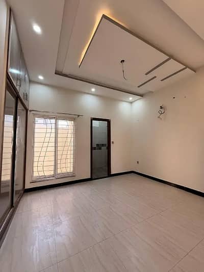 10 Marla House For Sale In Etihad Town Phase 1