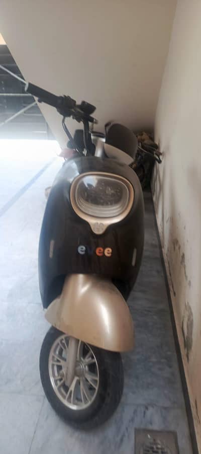 electric scooter