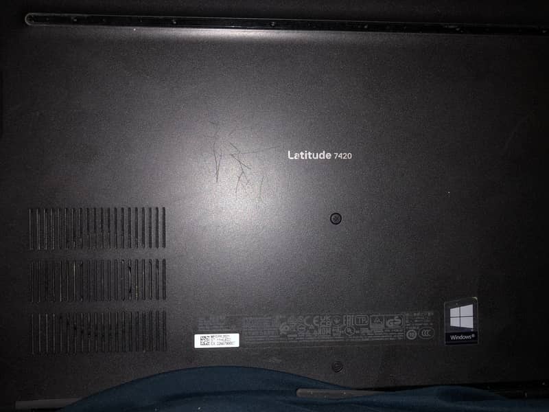 Laptop 0