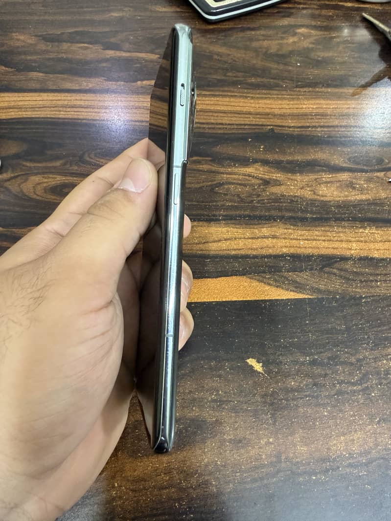 One Plus 11 3