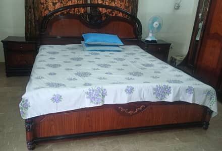 Slightly Used 7-Piece Solid Wooden Bedroom Set