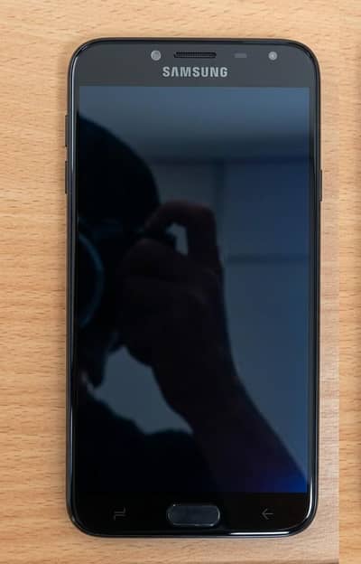 Samsung Mobile J4 2/16 GB Seal Pack Not Open or Repair 9/10 Condition