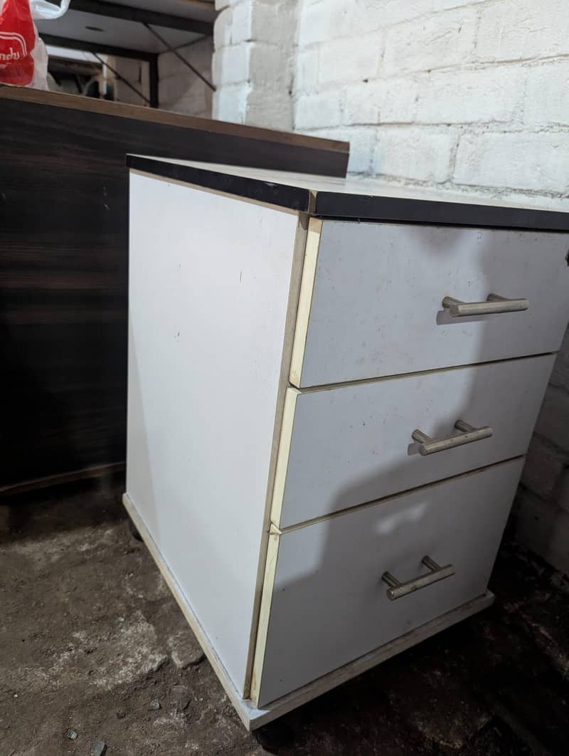 Mobile drawer Unit 2