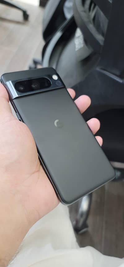 Google Pixel 8 Pro