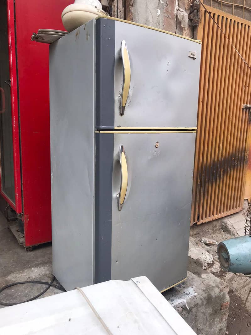 refrigerator 0