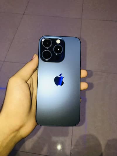 Apple iPhone 15 Pro jv