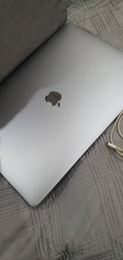 Apple MacBook Pro 2019 | 15"