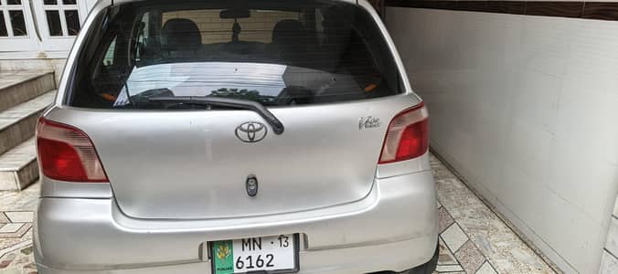 Toyota Vitz 2000
