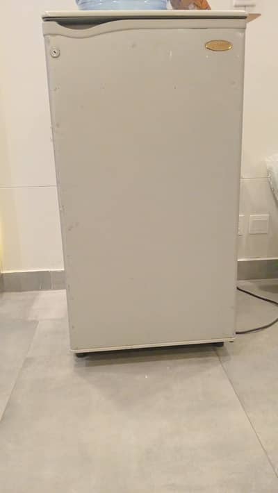 Fridge Room size with freezer