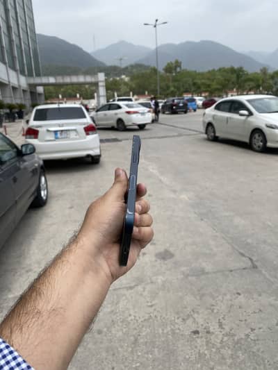Iphone 13 PTA 256 GB