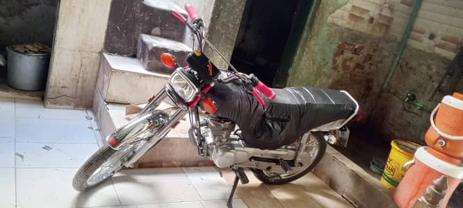 Honda CG. 125.2025. 11mahina ki ha jsi Bhai Lani ha rabta kary