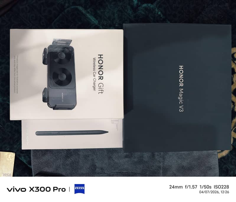 Honor Magic V3 7