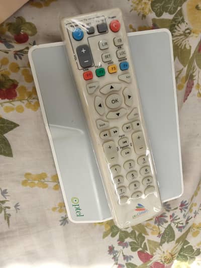 Ptcl tv box canel doulby duall remote