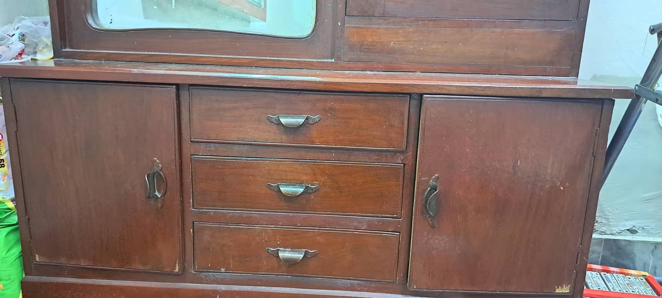 Dressing Table 3