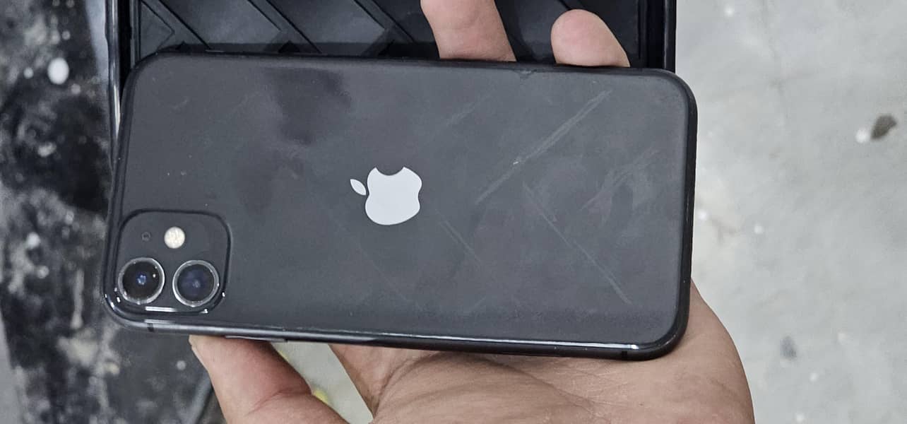 Apple iPhone 11 2