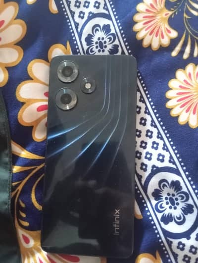 Infinix Hot 30