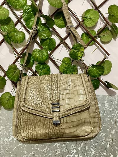 Original USA Imported Bag, Used Bag – Excellent Condition.