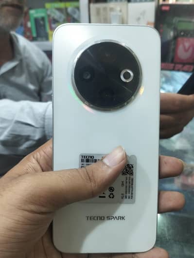 Tecno SPARK 30C