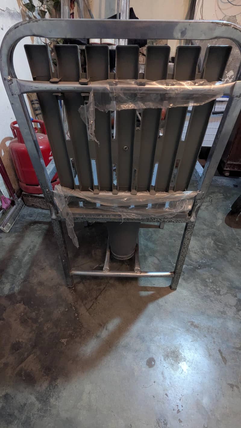 Commode Chair 2