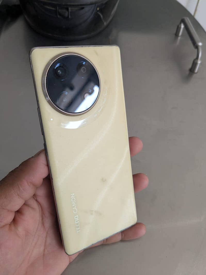 Tecno CAMON 30S 0