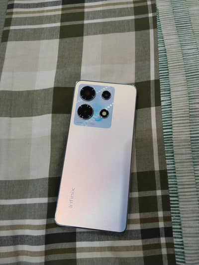 Infinix Note 30
