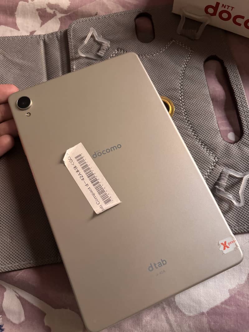Docomo Tab 3