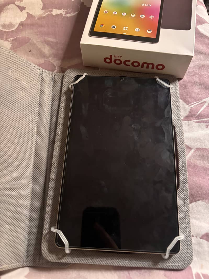 Docomo Tab 6