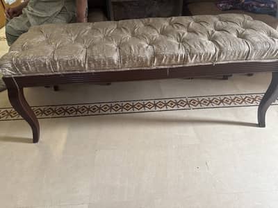 Sitting piece