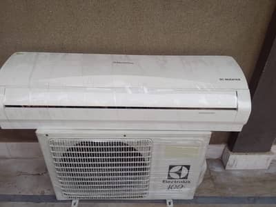 Electrolux 1.5 ton dc inverter  (0336/7070/370) Year warranty