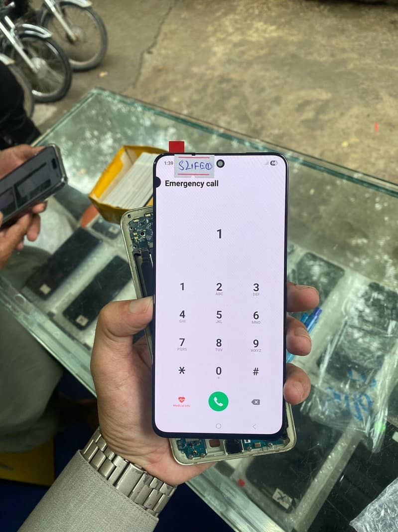 mobile screen 8