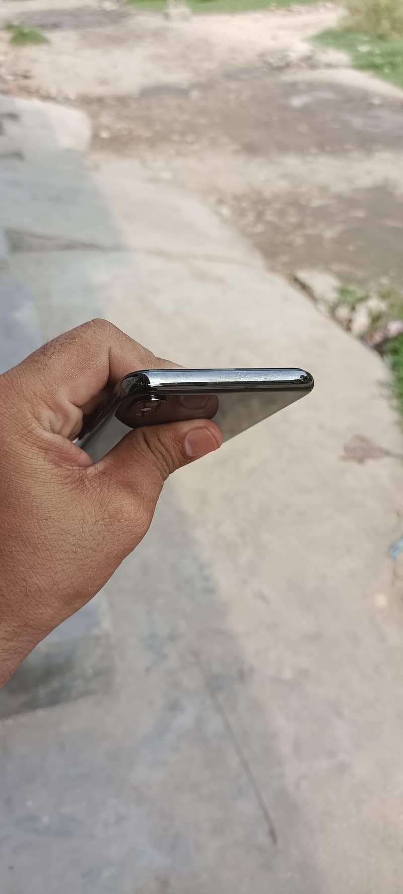 Apple iPhone X 3