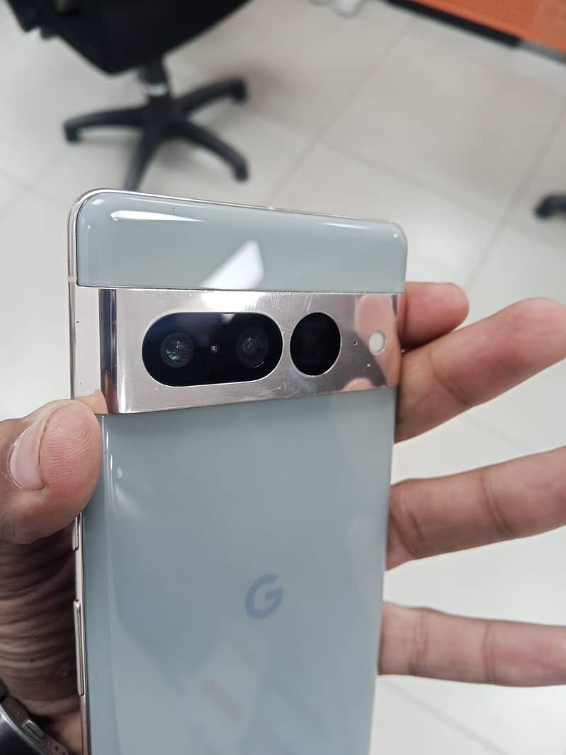 Google Pixel 7 Pro 2