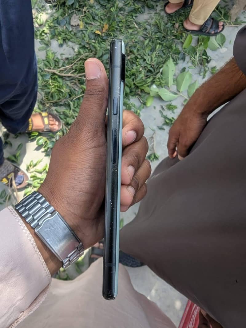Google Pixel 6a 1