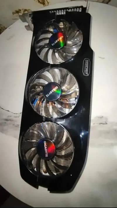 gigabyte GeForce GTX 670 (triple fan 170w) special edition overclock