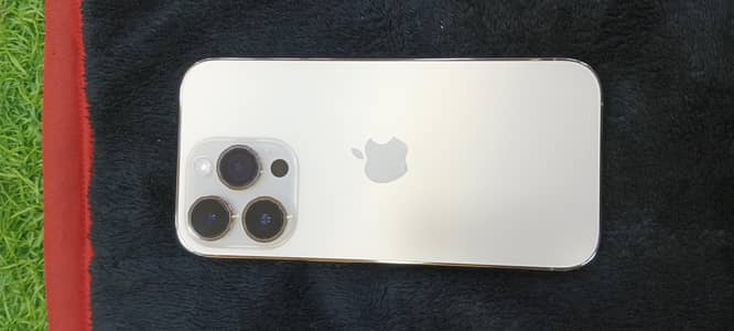 Apple iPhone 14 Pro