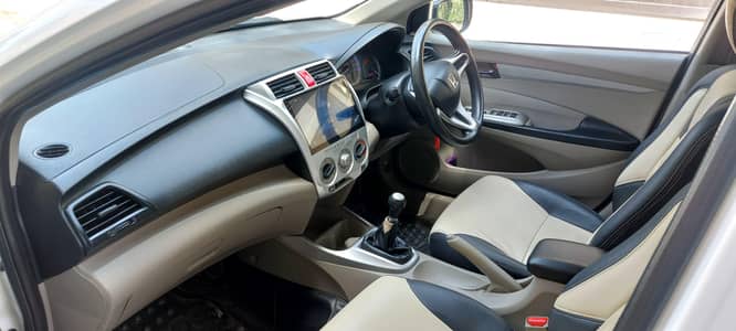 Honda City 2018 model Only 70000 Driven Bumper to Bumper genuine.