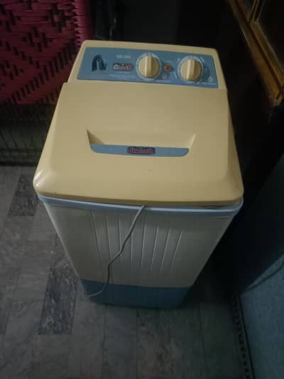 United Spinner UD-355